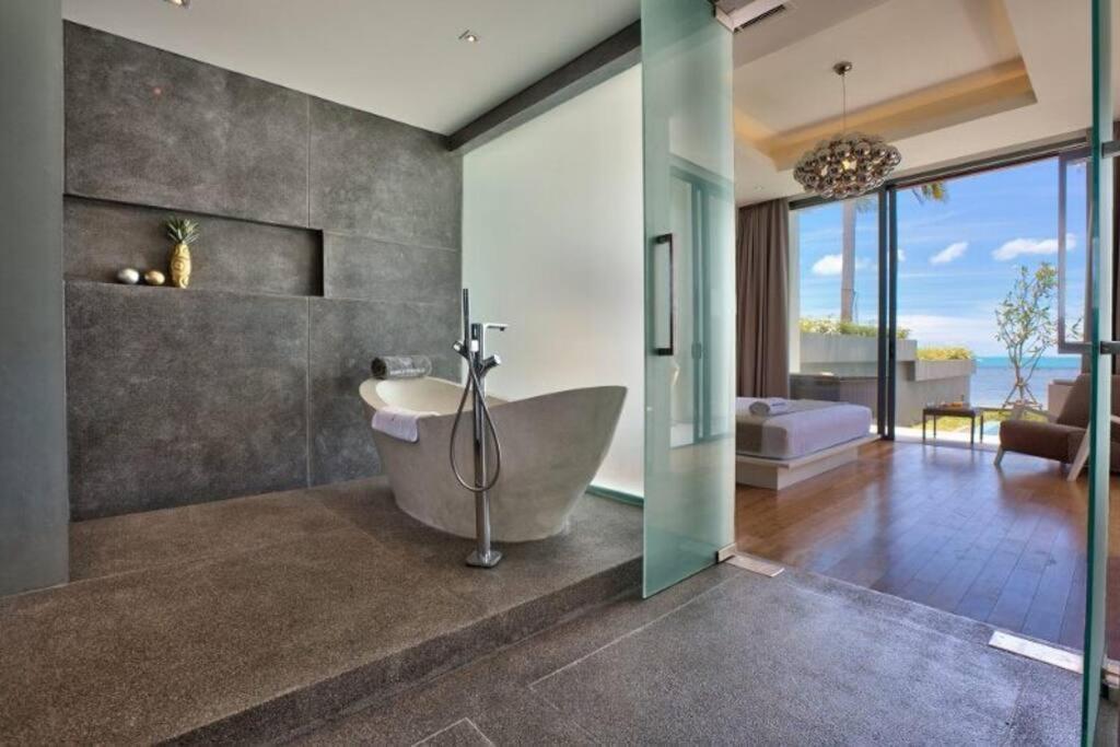 Beachfront - Soong - Bang Por